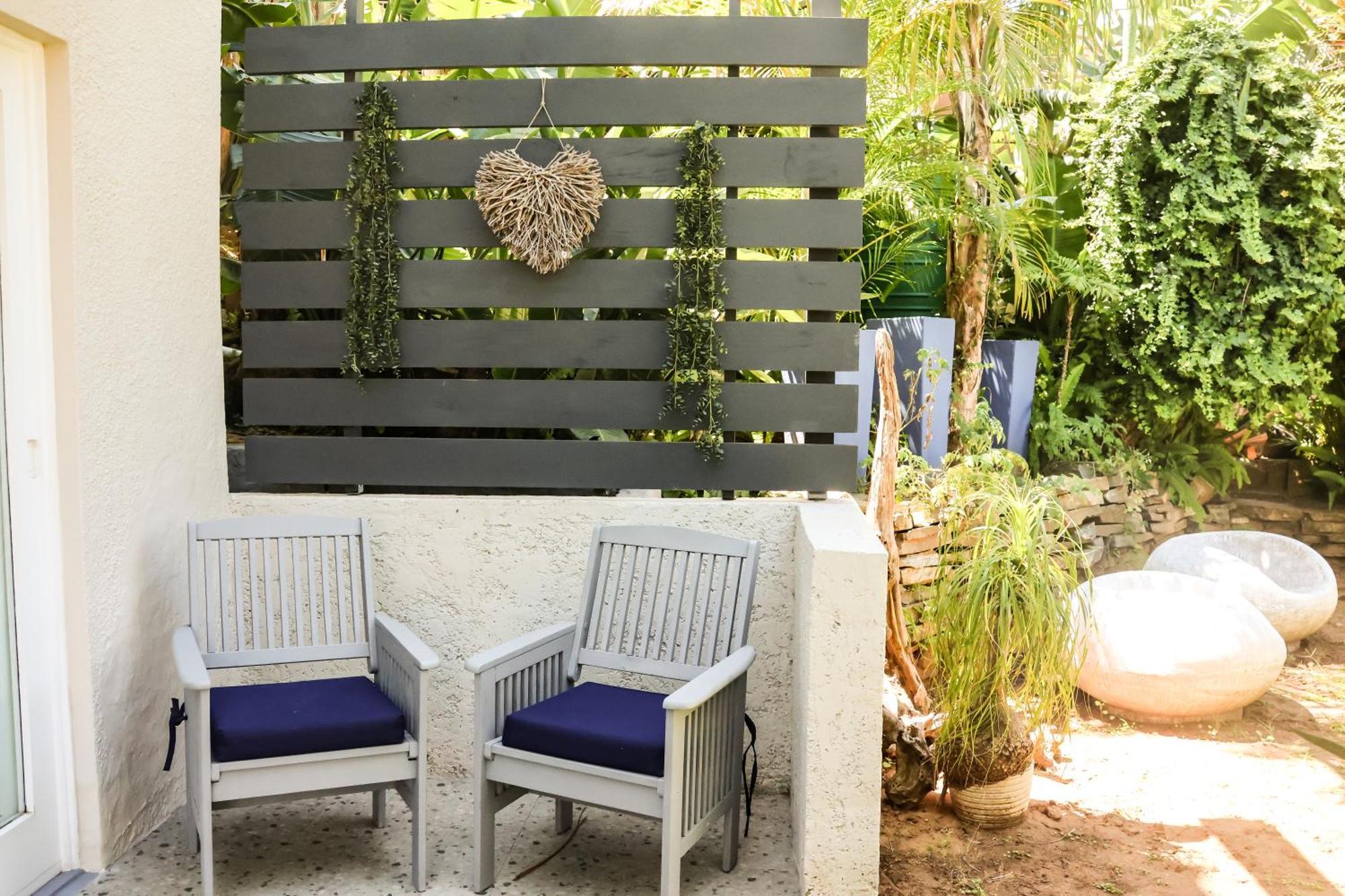 The Terrace Bed and Breakfast East London Exteriör bild